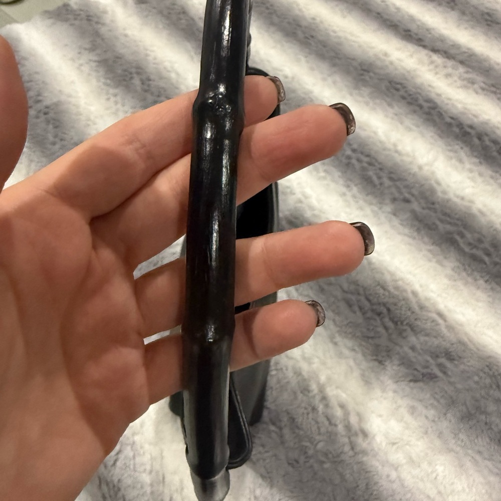 Gucci Black Hobo Bag with Bamboo Handle - Picture 2 of 5